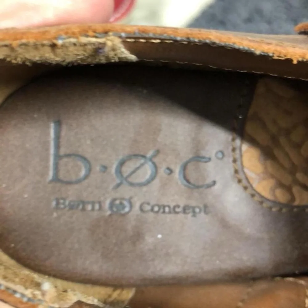 b.o.c. Brown Leather Ankle Boots with Distressed‎ Finish